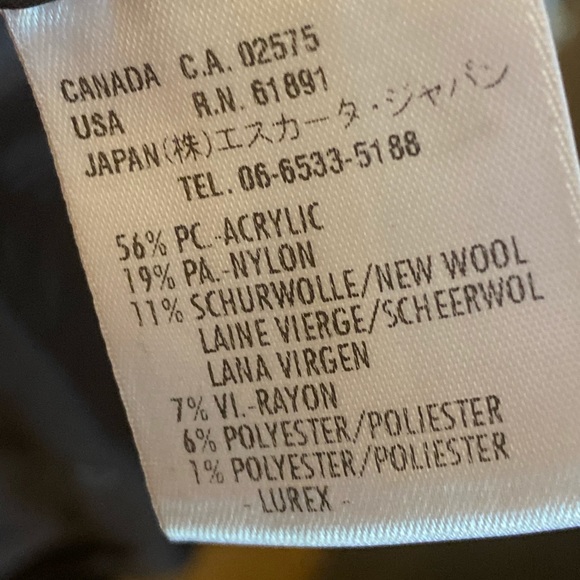 EUC Escada woman’s wool coat - Picture 7 of 9